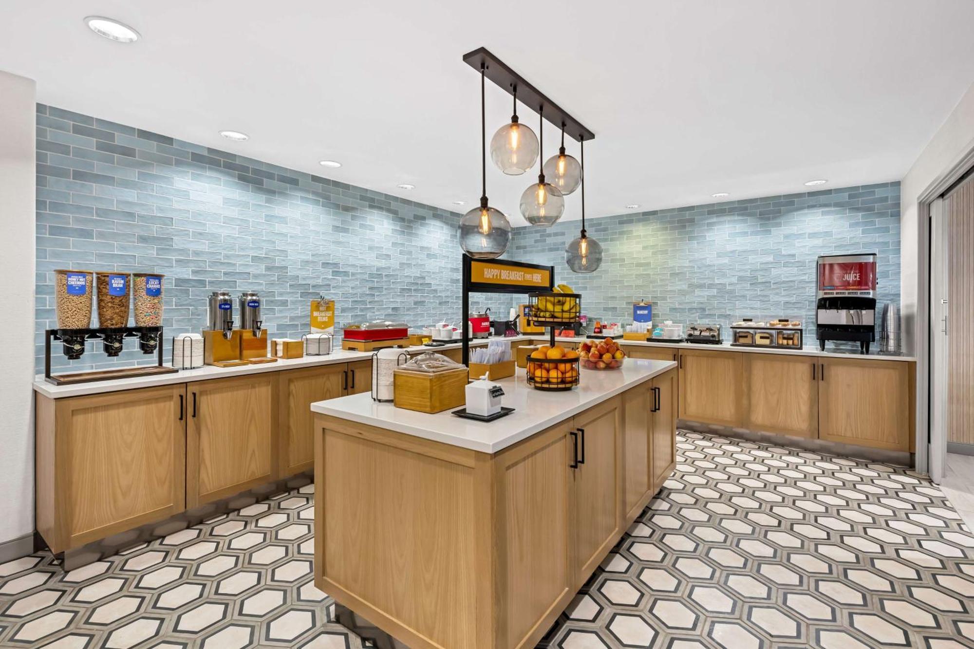Hampton Inn Morgan Hill Zewnętrze zdjęcie